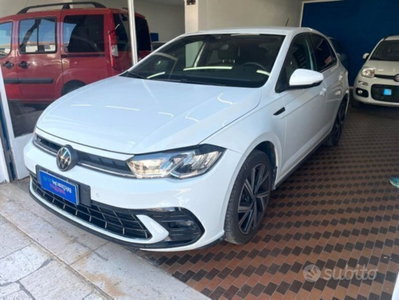 Volkswagen Polo 1.0 tsi R-Line 95cv dsg (2)