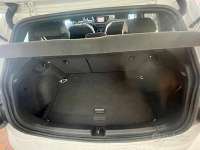 Volkswagen Polo 1.0 tsi R-Line 95cv dsg (20)