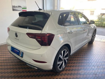 Volkswagen Polo 1.0 tsi R-Line 95cv dsg (6)