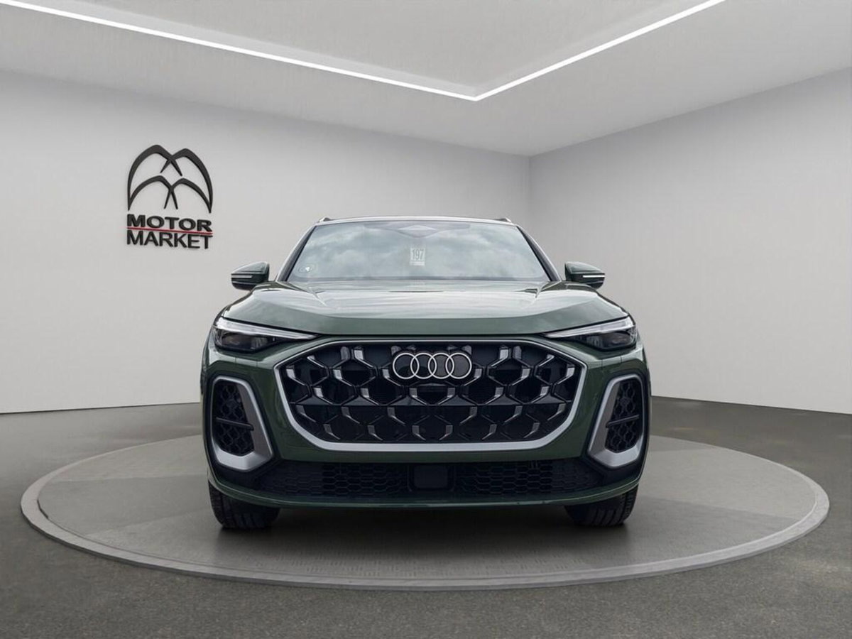 Audi Q5 40 2.0 tdi mhev 12V S line quattro s-tronic (2)