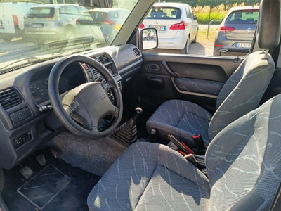 Suzuki Jimny 1.3i 16V cat 4WD JLX (8)