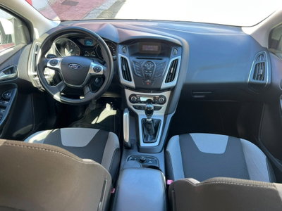 Ford Focus 1.6 TDCi 115 CV Titanium (16)