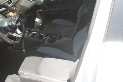 Nissan Qashqai 1.5 dCi N-Connecta (9)