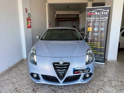 Alfa Romeo Giulietta 1.6 JTDm-2 Exclusive (2)