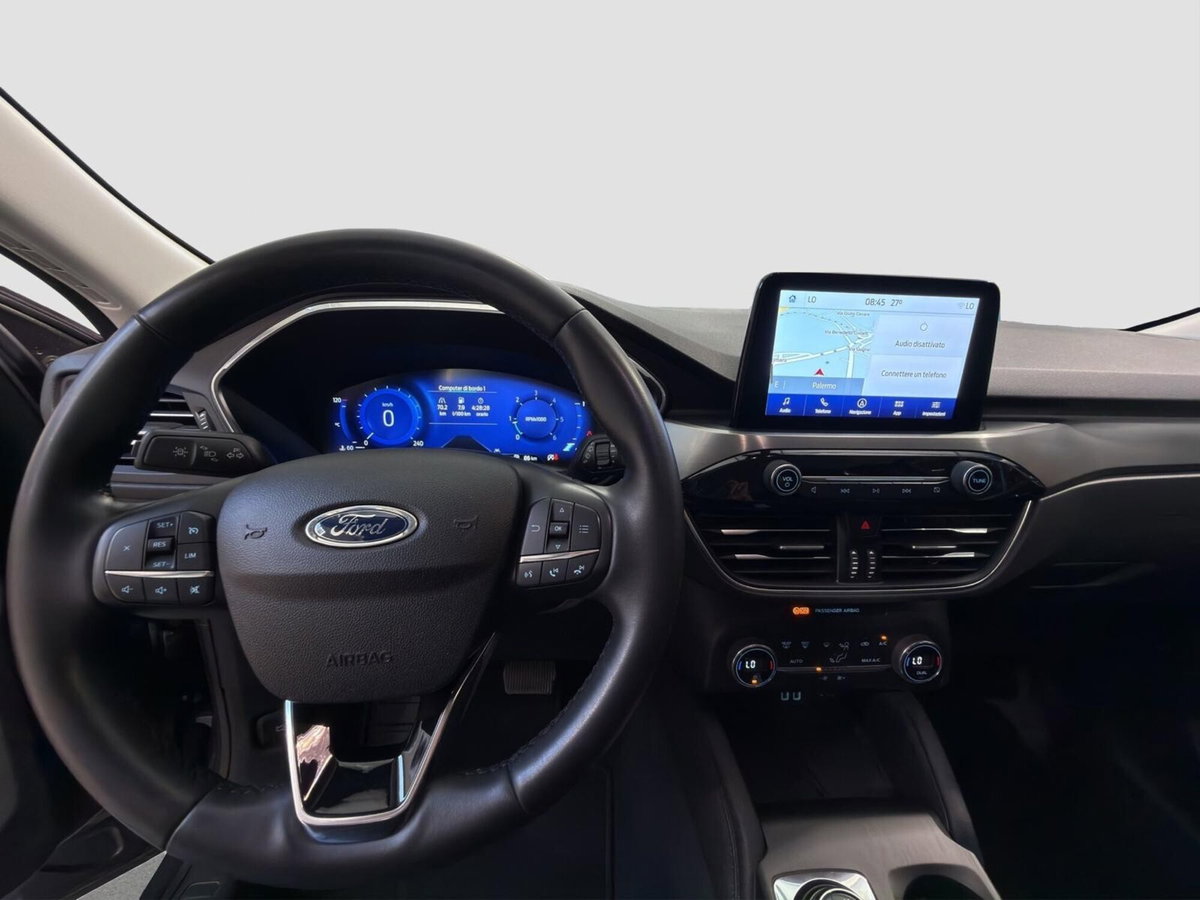 Ford Kuga 1.5 EcoBlue 120 CV 2WD Titanium (11)