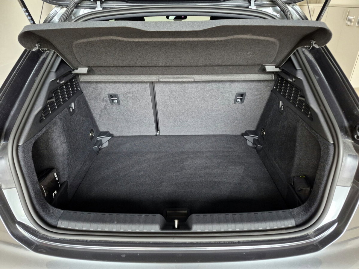 Audi A3 Sportback 35 TFSI S tronic S line edition (16)