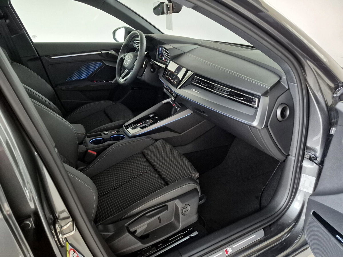 Audi A3 Sportback 35 TFSI S tronic S line edition (18)