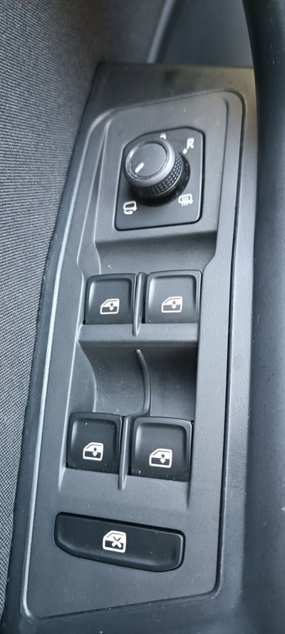 Volkswagen T-Roc 1.0 tsi Edition 110cv (16)