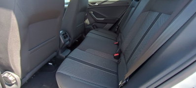 Volkswagen T-Roc 1.0 tsi Edition 110cv (17)