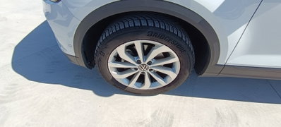 Volkswagen T-Roc 1.0 tsi Edition 110cv (9)