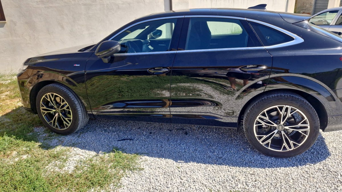 Audi Q3 Sportback 35 TDI quattro S tronic S line edition (5)