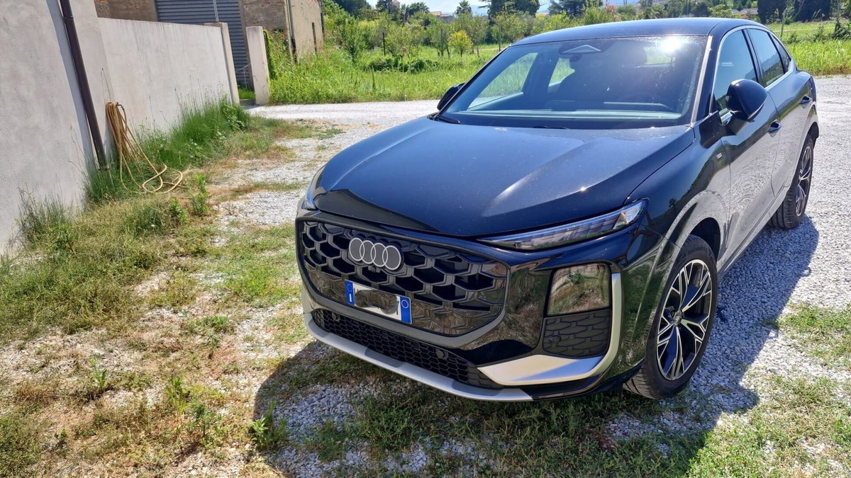 Audi Q3 Sportback 35 TDI quattro S tronic S line edition (8)