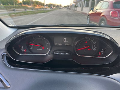 Peugeot 208 HDi 68 CV 5 porte Active (13)