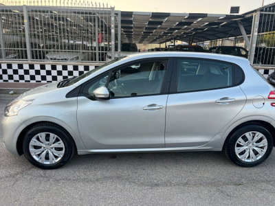 Peugeot 208 HDi 68 CV 5 porte Active (8)