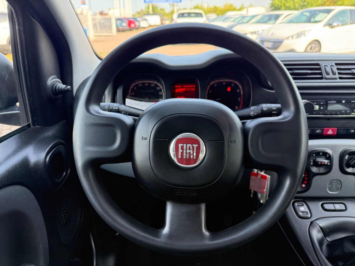 Fiat Panda 1.0 FireFly S&S Hybrid Red (13)