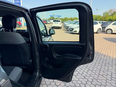 Fiat Panda 1.0 FireFly S&S Hybrid Red (18)