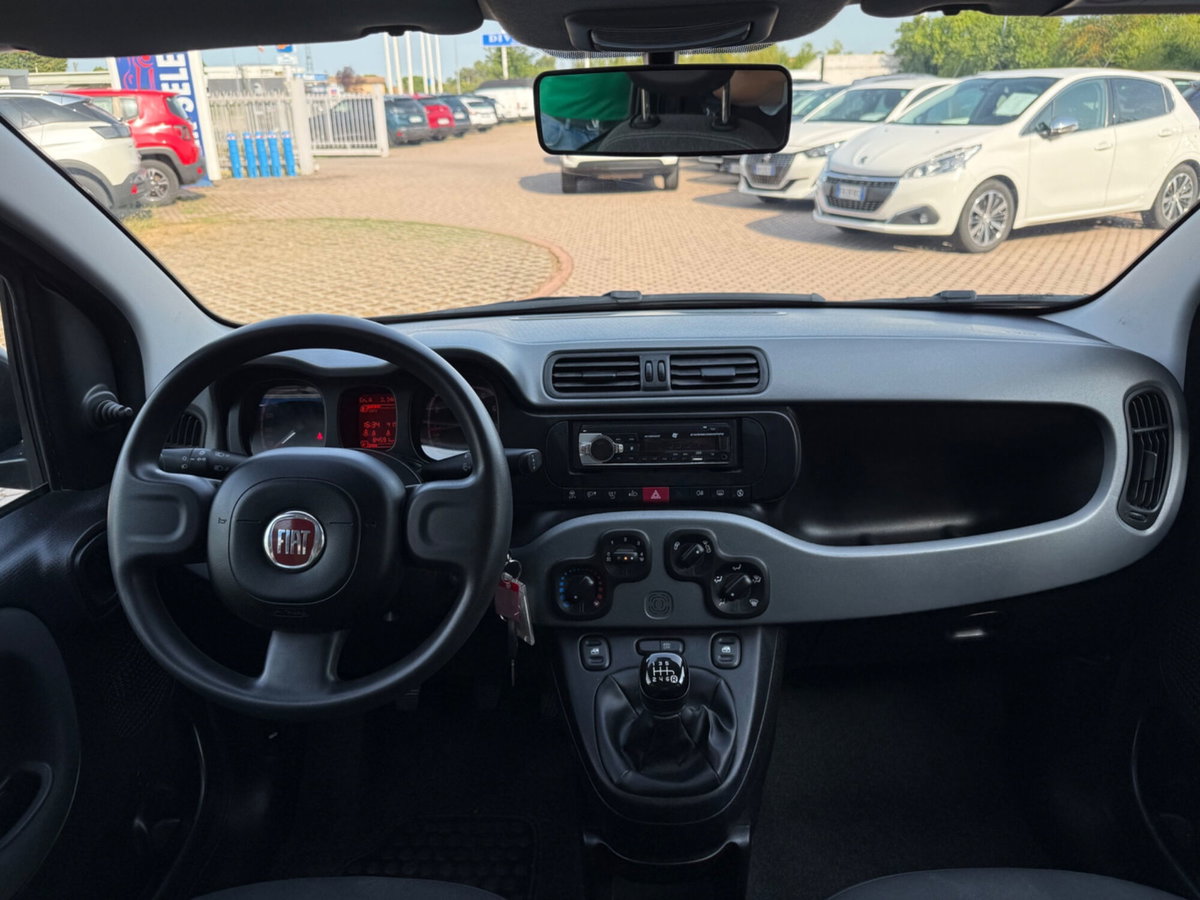 Fiat Panda 1.0 FireFly S&S Hybrid Red (9)
