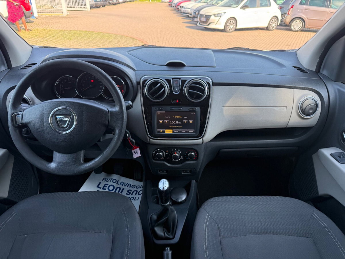 Dacia Lodgy 1.5 dCi 8V 90CV 5 posti Lauréate (10)