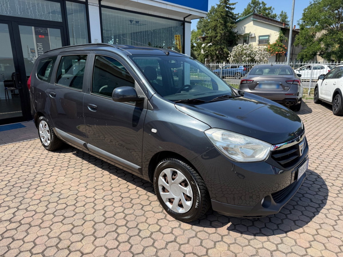Dacia Lodgy 1.5 dCi 8V 90CV 5 posti Lauréate (2)