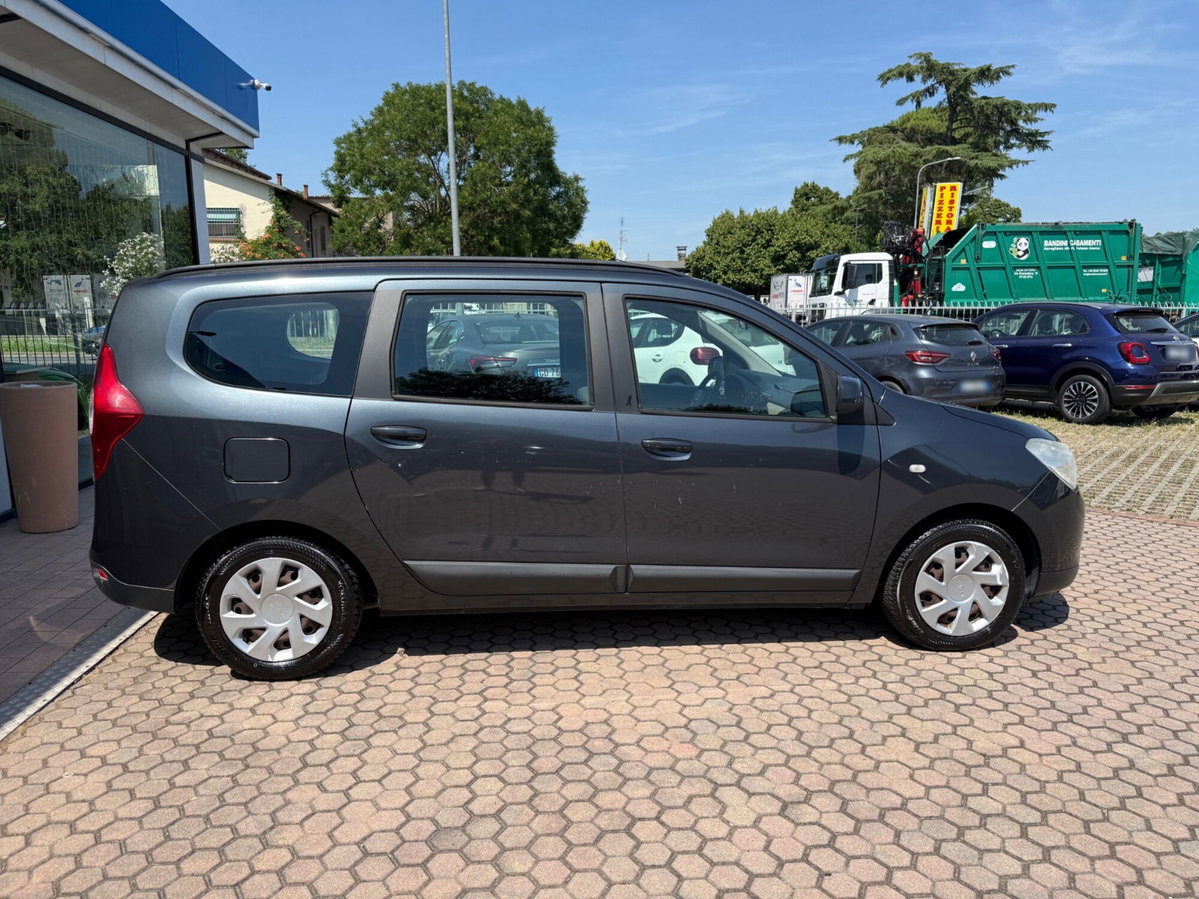Dacia Lodgy 1.5 dCi 8V 90CV 5 posti Lauréate (5)