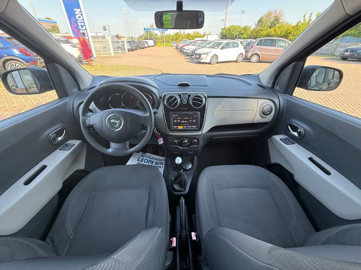 Dacia Lodgy 1.5 dCi 8V 90CV 5 posti Lauréate (9)