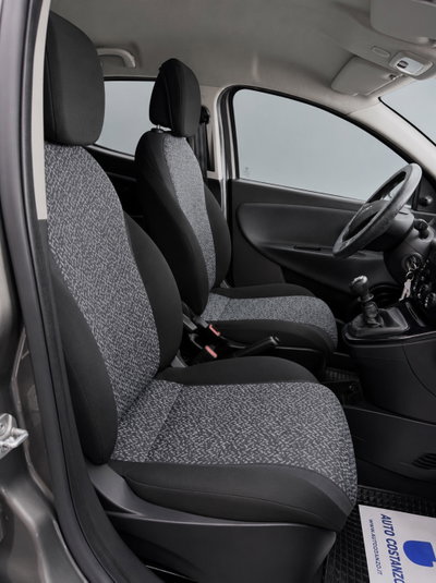 Lancia Ypsilon 1.0 FireFly 5 porte S&S Hybrid Ecochic Gold (14)