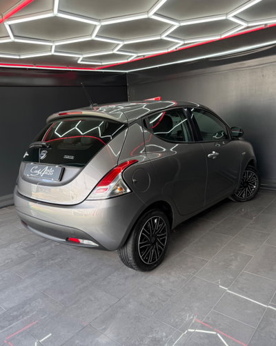 Lancia Ypsilon 1.0 FireFly 5 porte S&S Hybrid Ecochic Gold (7)