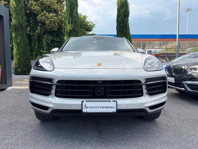 Porsche Cayenne Coupé 3.0 V6 (2)
