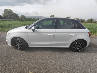 Audi A1 Sportback 1.4 TDI S tronic Sport (8)