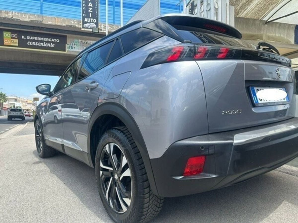Peugeot 2008 BlueHDi 130 S&S EAT8 Allure Pack (6)