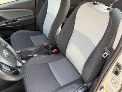 Toyota Yaris 1.0 5 porte Now GPL (13)