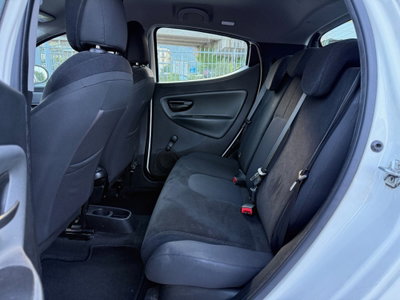 Lancia Ypsilon 1.2 69 CV 5 porte Gold (12)