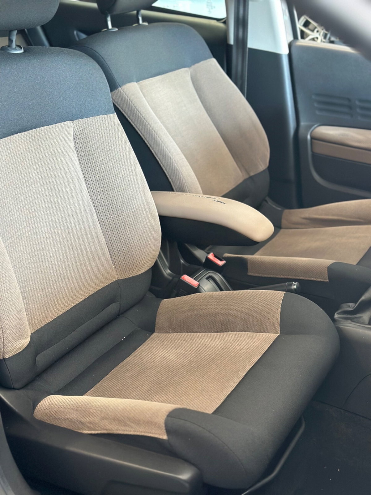 Citroen C4 Cactus PureTech 82 S&S ETG Feel (12)