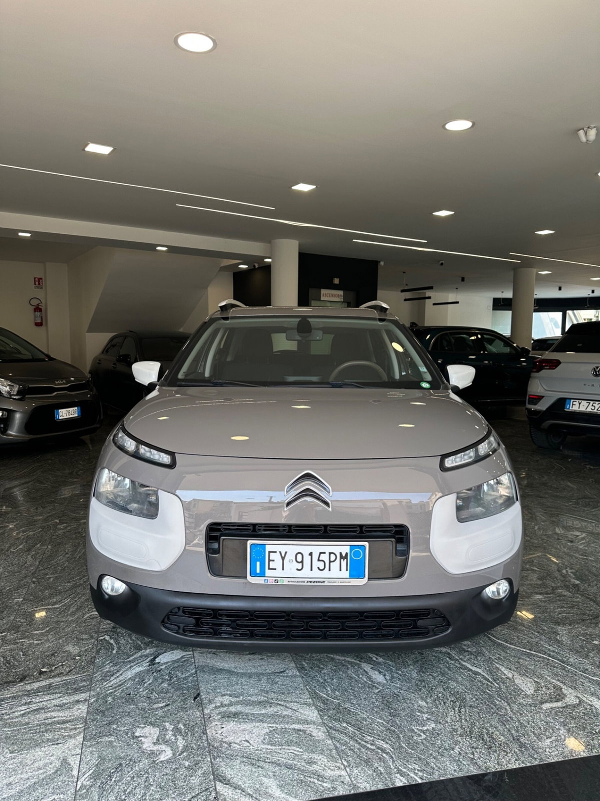 Citroen C4 Cactus PureTech 82 S&S ETG Feel (2)