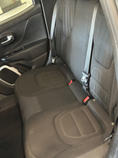 Jeep Renegade 1.6 Mjt 120 CV Limited (9)