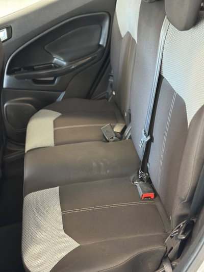 Ford EcoSport 1.5 TDCi 90 CV Titanium (9)