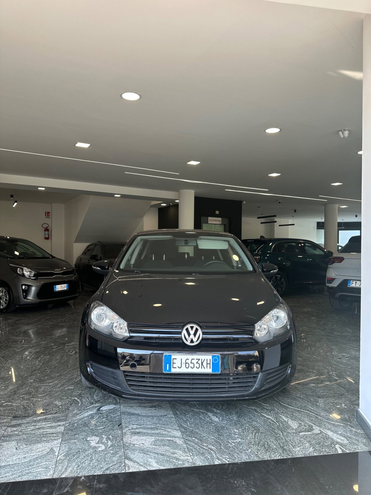 Volkswagen Golf 1.4 5p. United (2)