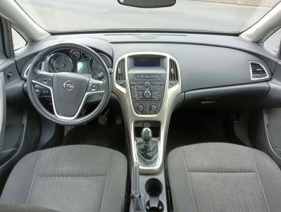 Opel Astra 1.4 100CV 5 porte Elective (11)