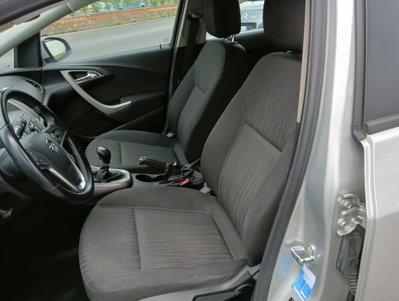 Opel Astra 1.4 100CV 5 porte Elective (8)