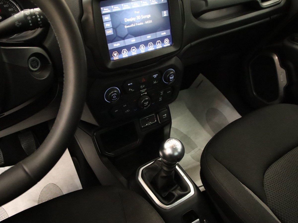 Jeep Renegade 1.6 Mjt 130 CV Limited (15)
