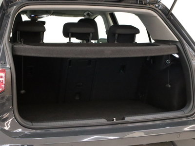 Volkswagen Golf 1.0 TSI EVO Life (6)
