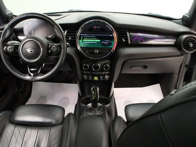 MINI Mini Cooper SE S (10)