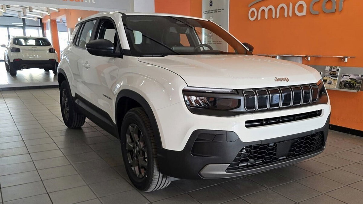 Jeep Avenger 1.2 turbo 85th Anniversary fwd 100cv (2)