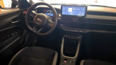 Jeep Avenger 1.2 turbo Summit fwd 100cv (8)
