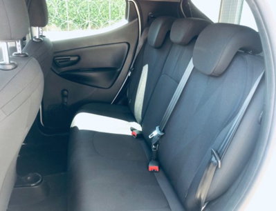 Lancia Ypsilon 1.0 FireFly 5 porte S&S Hybrid Ecochic Gold (11)