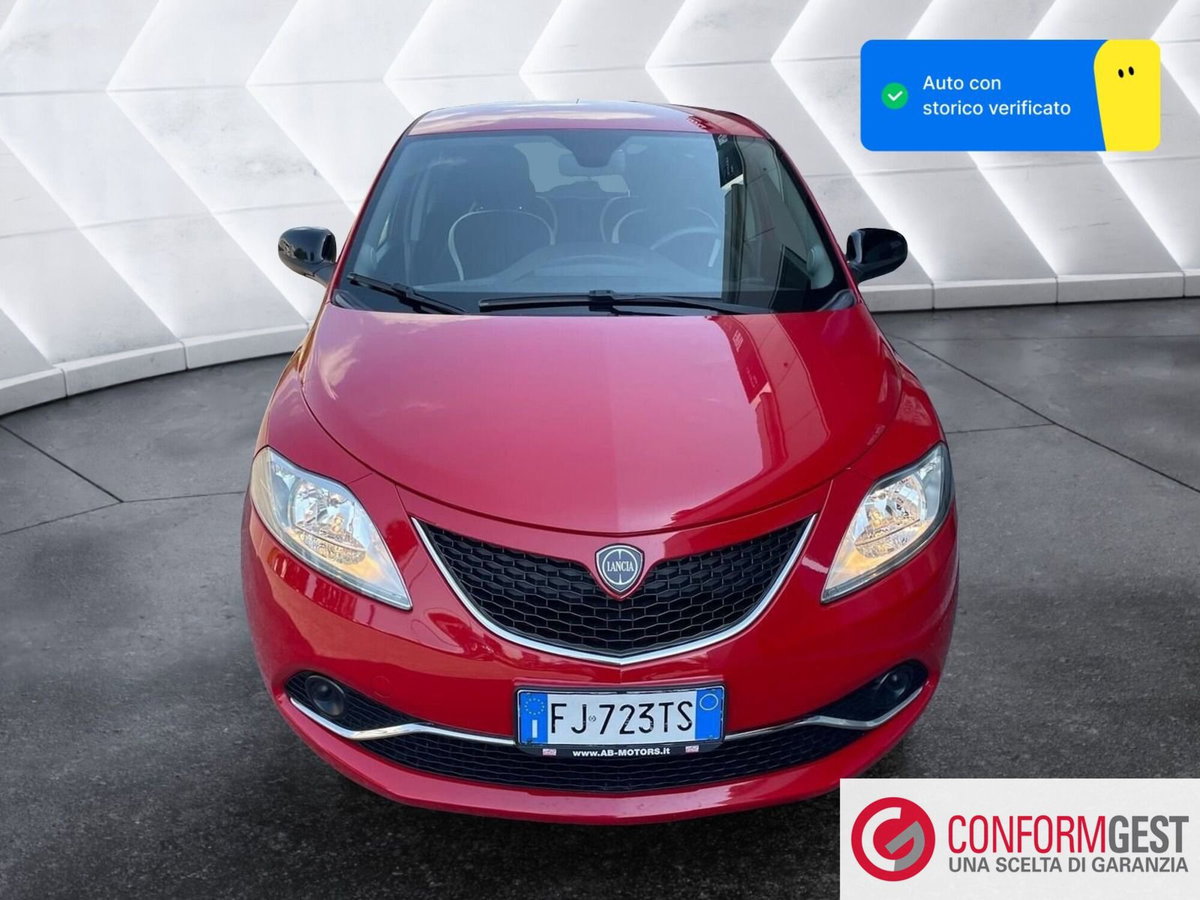 Lancia Ypsilon 1.3 MJT 16V 95 CV 5 porte S&S Gold (2)