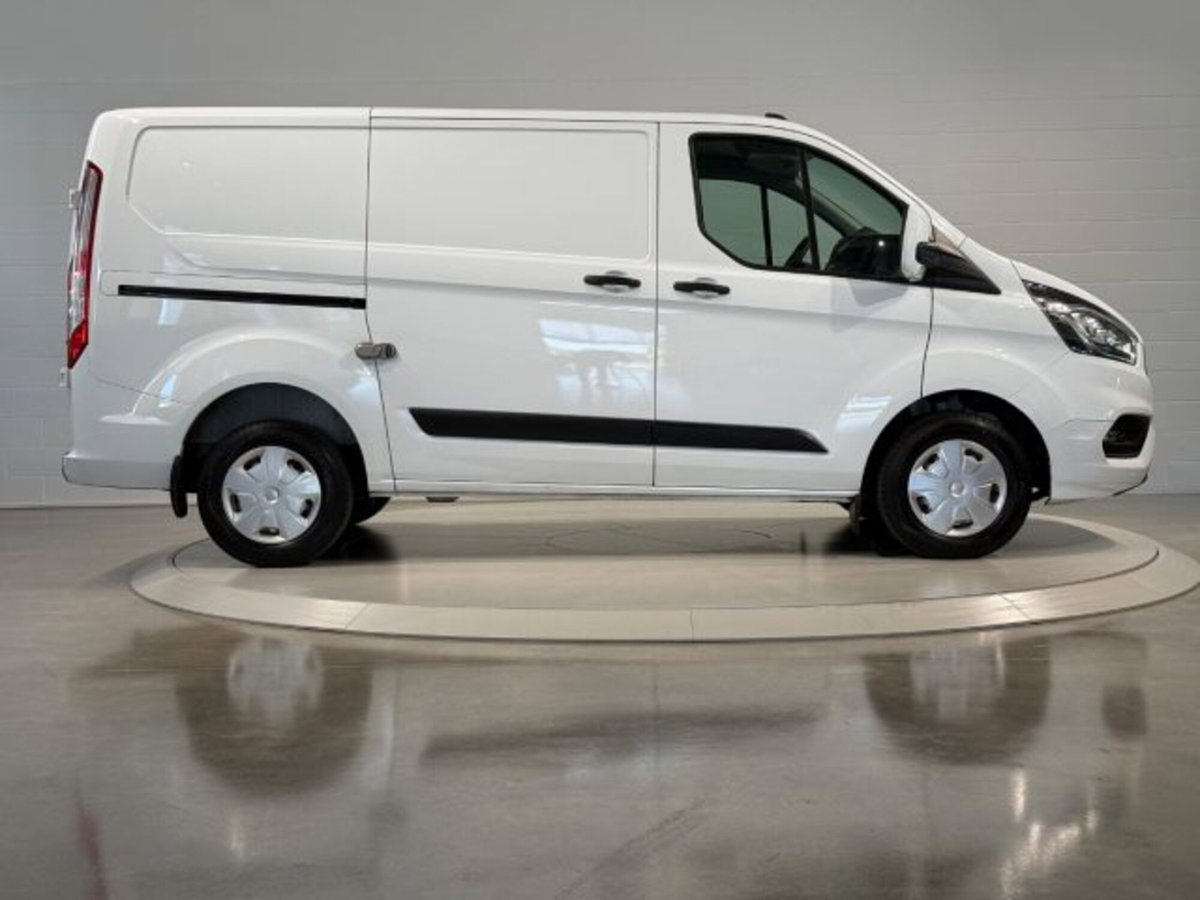 Ford Transit Custom Furgone 280 2.0 EcoBlue 130 PC Furgone Trend (8)
