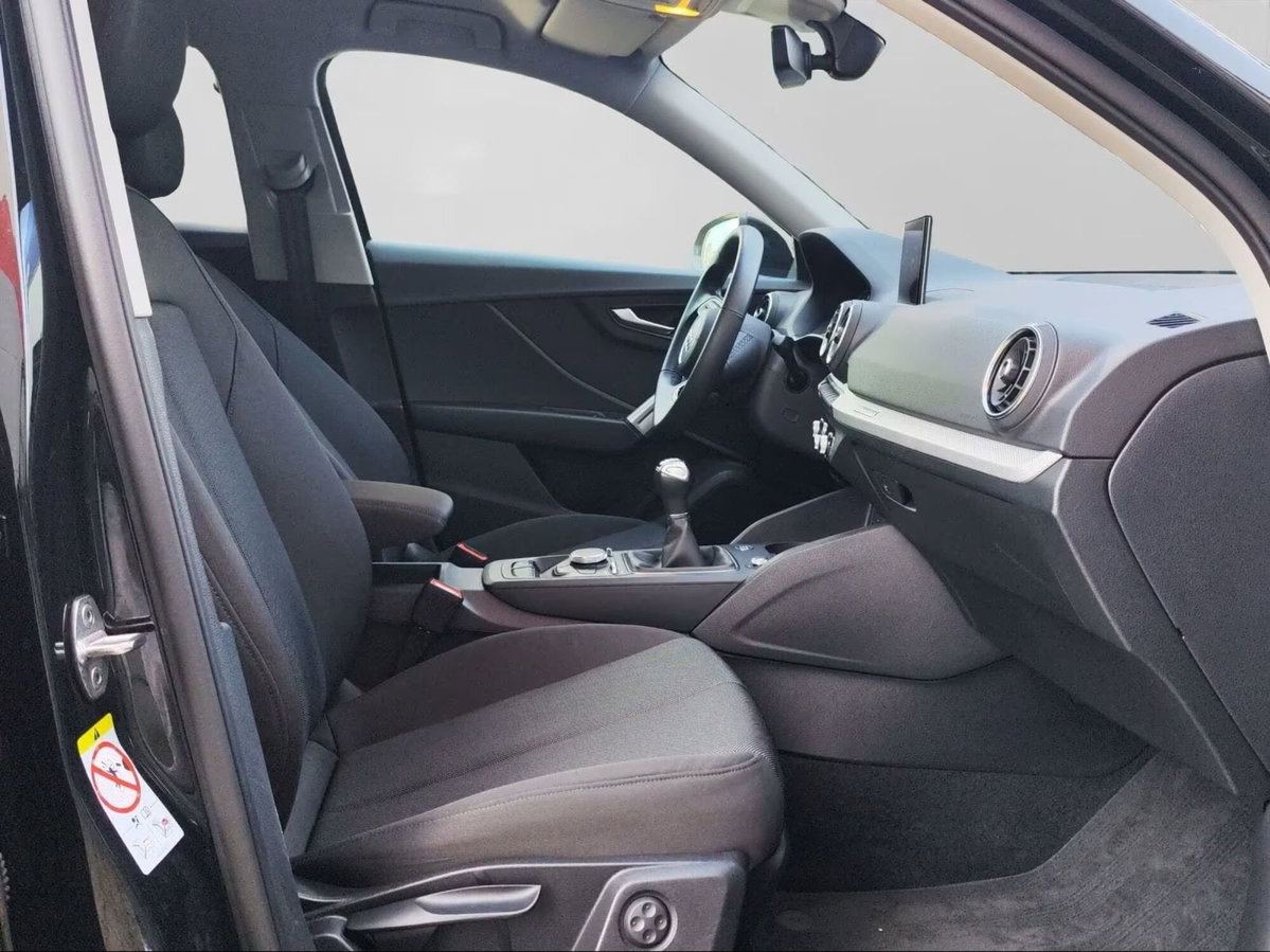 Audi Q2 35 1.5 tfsi S line edition (5)