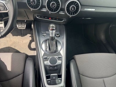 Audi TT Cabrio 1.8 TFSI S tronic S line (11)