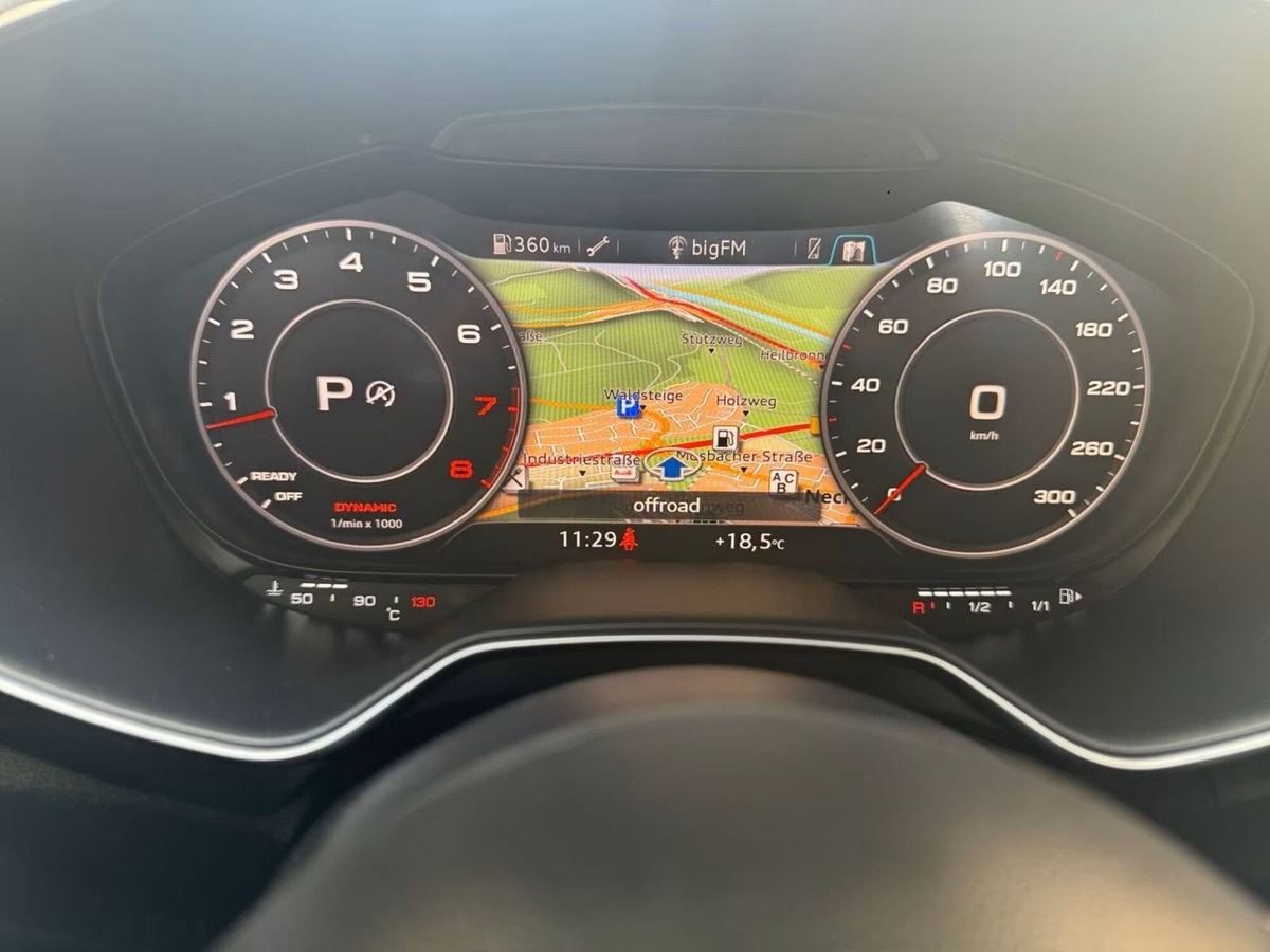 Audi TT Cabrio 1.8 TFSI S tronic S line (12)